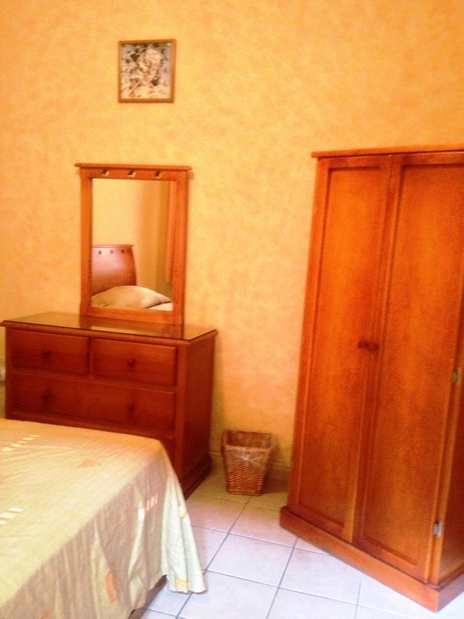 Residencia Los Angeles Bed and Breakfast Γκουανταλαχάρα Εξωτερικό φωτογραφία